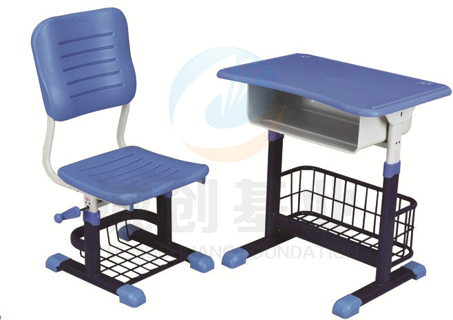 课桌椅