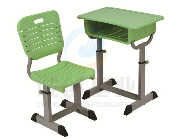 课桌椅