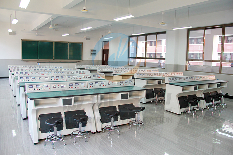 物理电学实验室